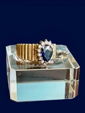 Sapphire & Diamond 14K Gold Halo Ring (Vtg)